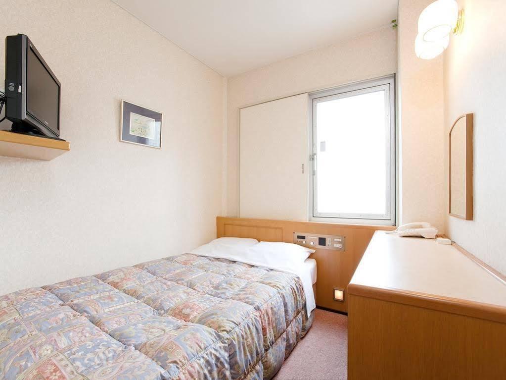 Urban Place Inn Kokura Kitakyushu Bagian luar foto