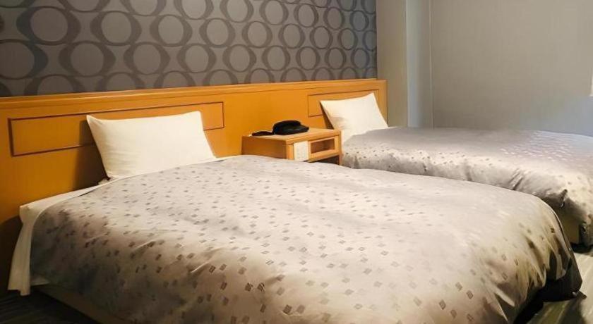 Urban Place Inn Kokura Kitakyushu Bagian luar foto