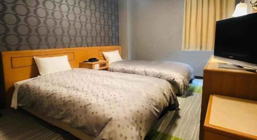 Urban Place Inn Kokura Kitakyushu Bagian luar foto