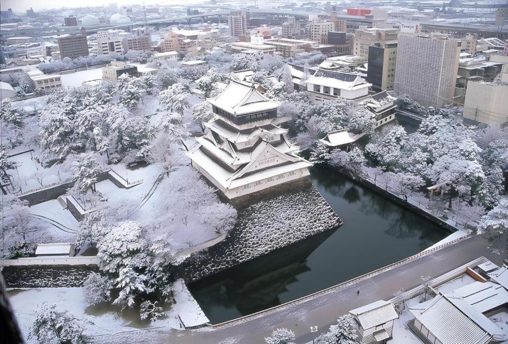 Urban Place Inn Kokura Kitakyushu Bagian luar foto