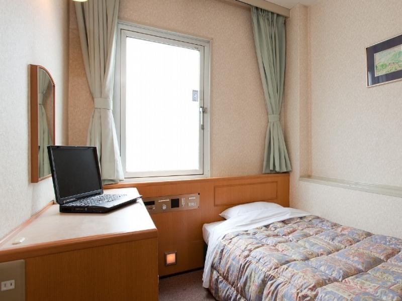 Urban Place Inn Kokura Kitakyushu Bagian luar foto